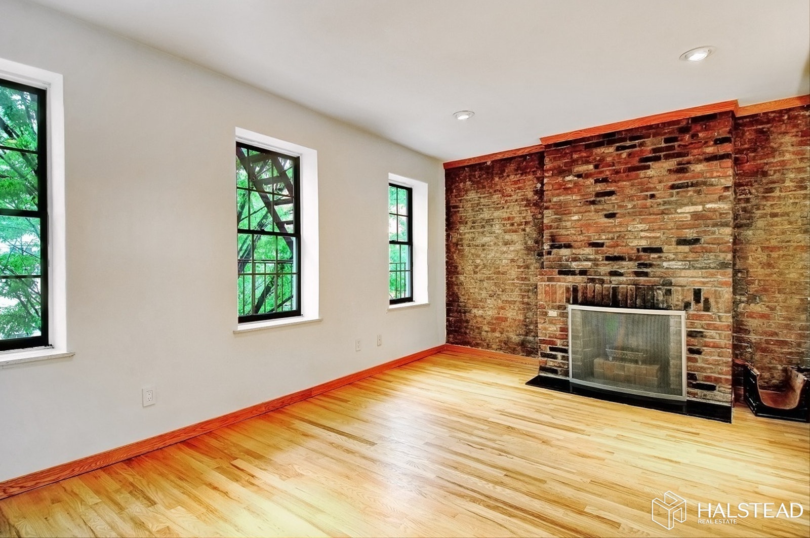Photo 1 of 388 Bleecker Street, West Village, NYC, $5,500, Web #: 20146770