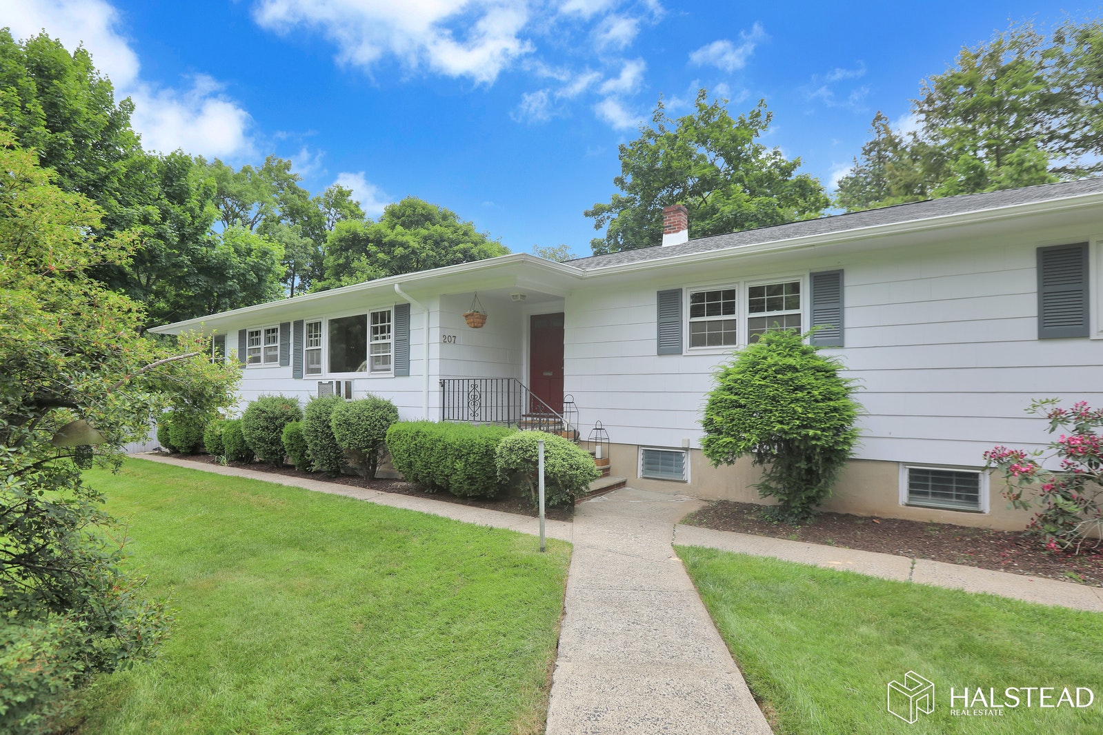 Photo 1 of 207 Alexander Avenue, Montclair, New Jersey, $702,000, Web #: 20178311