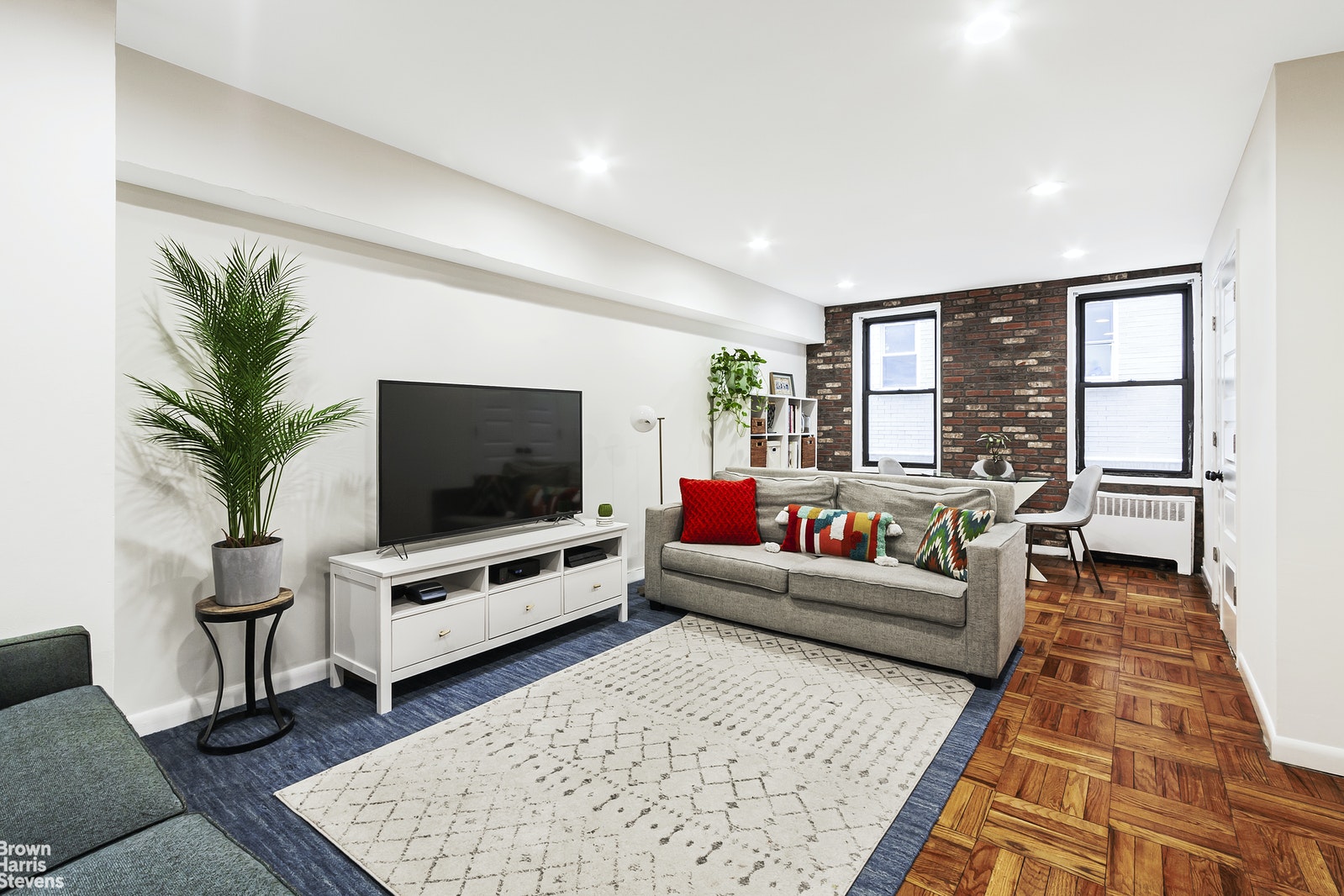 Photo 1 of 525 West 235th Street, Riverdale, New York, $270,000, Web #: 21538106