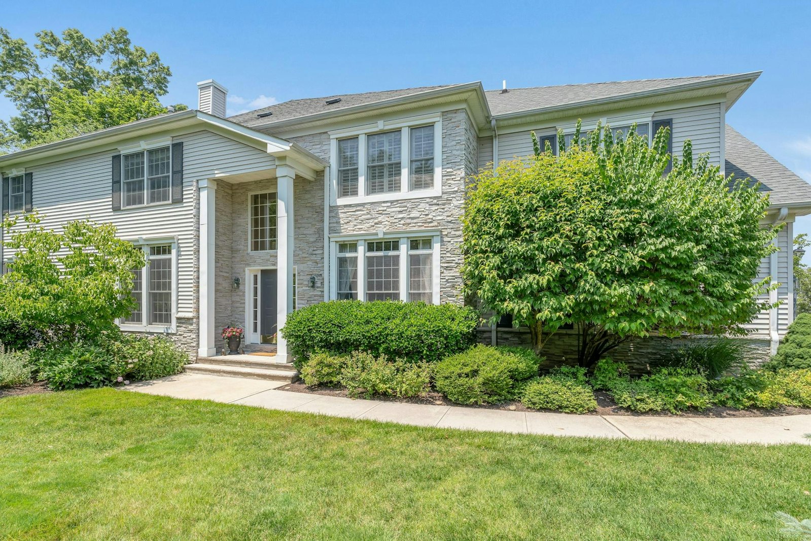Photo 1 of 71 Schweinberg Drive, Roseland, New Jersey, $988,000, Web #: 23060160