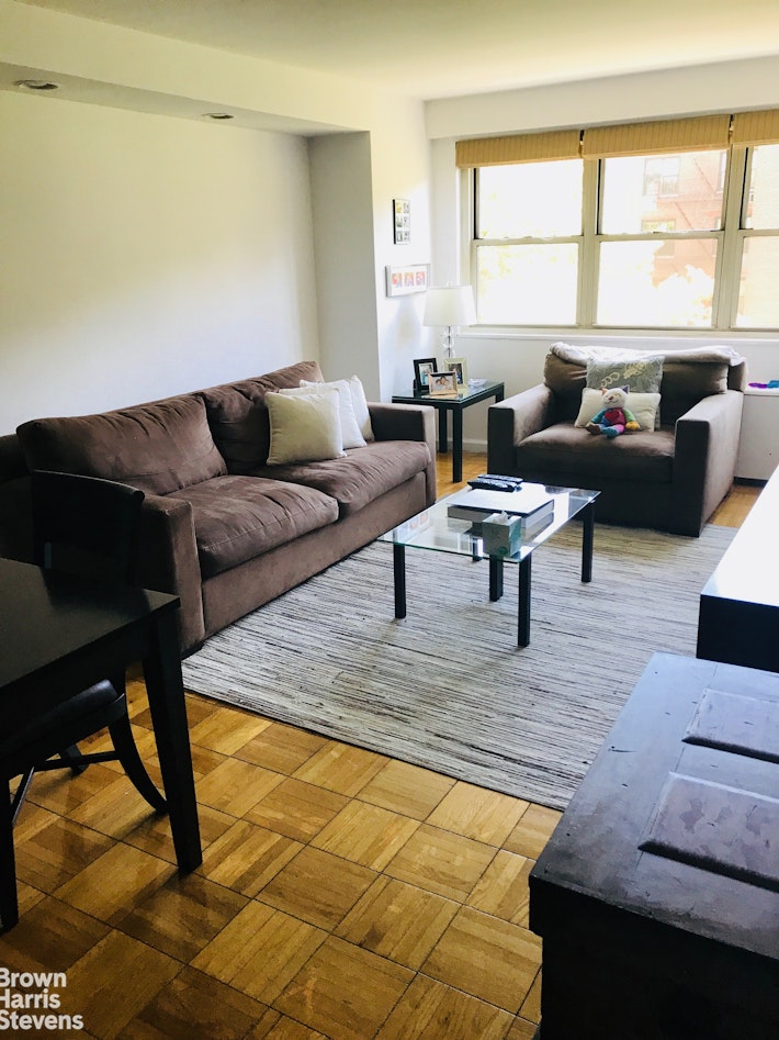 Photo 1 of 102-10 66th Road 4G, Forest Hills, Queens, NY, $269,000, Web #: 23125939